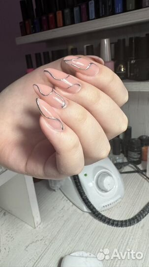 Мастер маникюра и педикюра