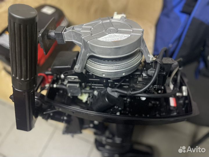 Лодочный мотор Tohatsu M9,8BS