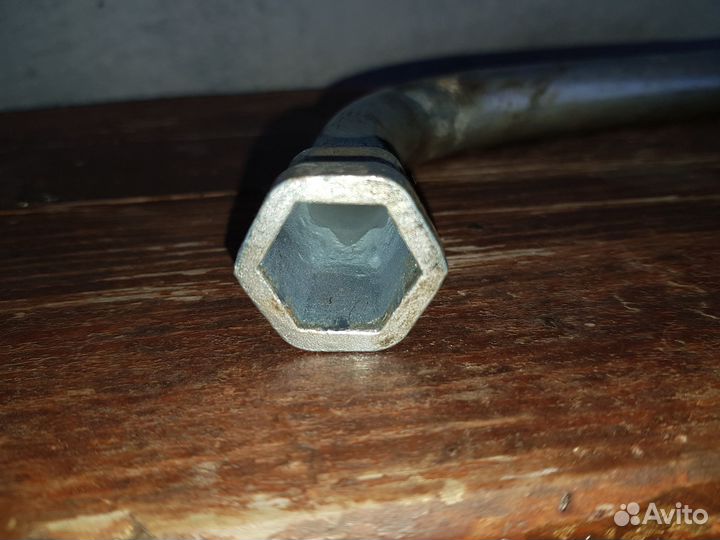 Балонный ключ 19