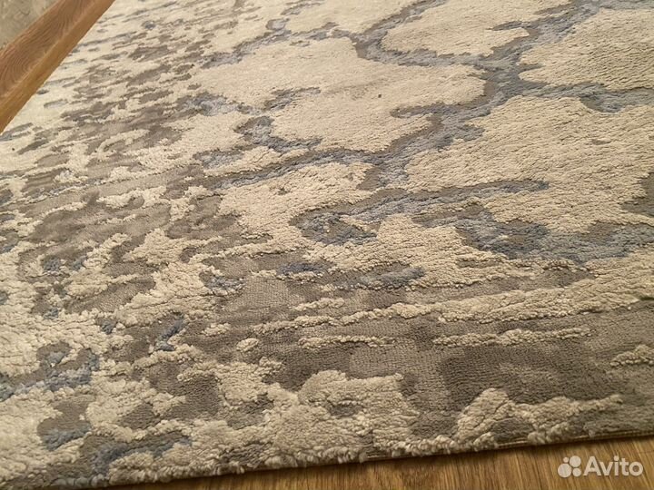 Ковер шерстяной