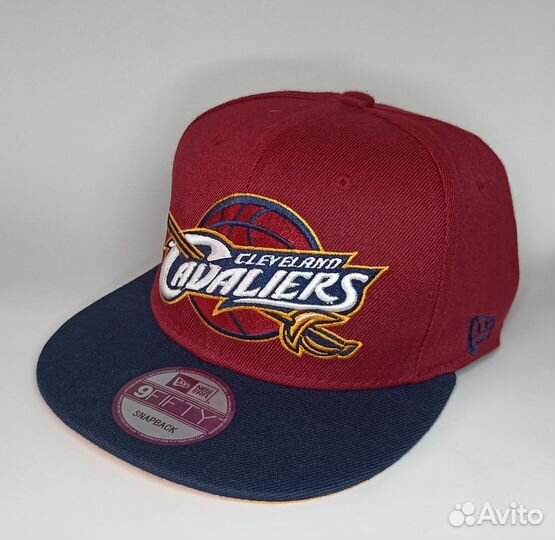 Бейсболка с прямым козырьком NBA