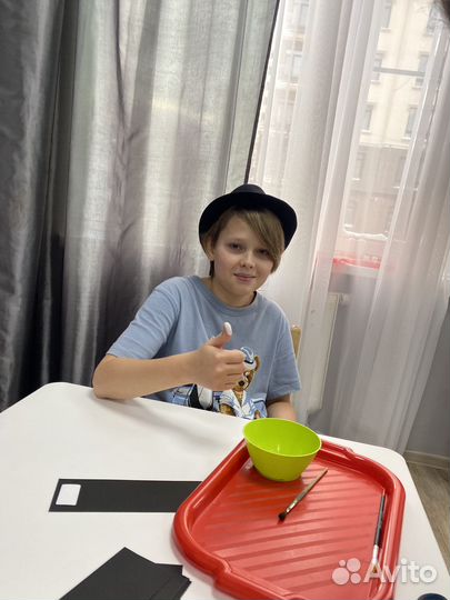 Новогодний праздник для школьников