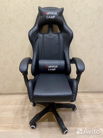 Компьютерное игровое (геймерское) кресло Новое