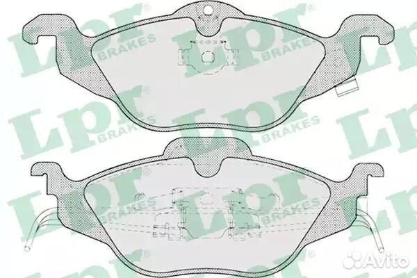 05P698 Колодки тормозные дисковые