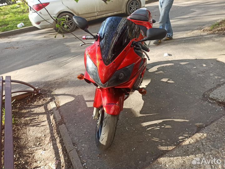 Honda CBR600F4i