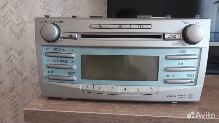 Штатное головное устройство Toyota Camry 40