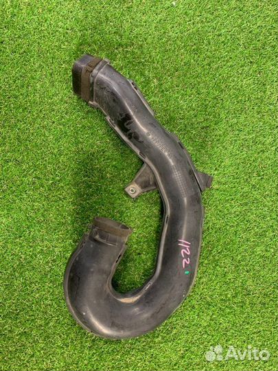 Воздухозаборник Toyota Wish ZGE20 2ZR-FAE 2009