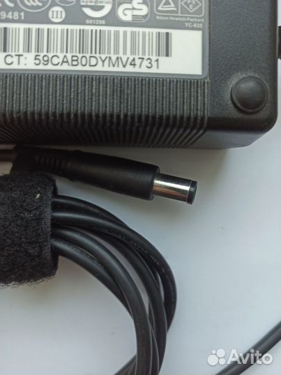 Блок питания HP 397747-002 19В-7,1А