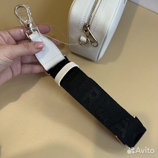 Сумка белая натуральная кожа Furla