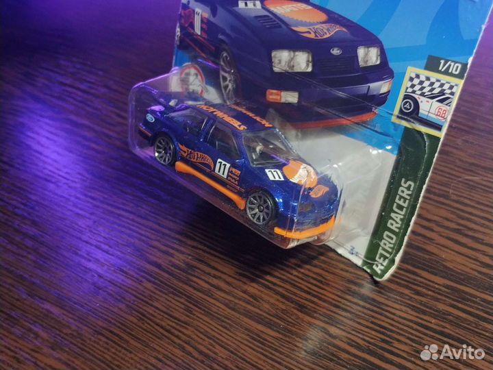 Hot wheels 2022 '87 ford sierra cosworth'