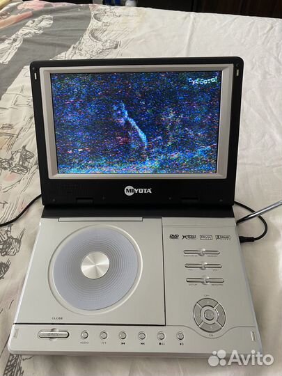 Портативный DVD плеер с TV тюнером M-DTV 1010P RU