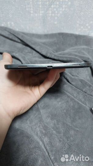 Планшет Samsung Galaxy Tab 3