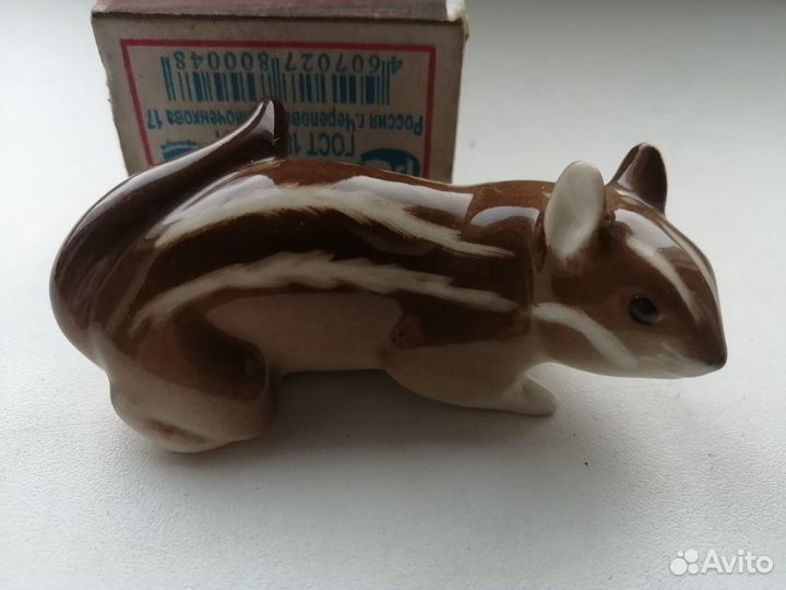 Фарфоровый бурундук