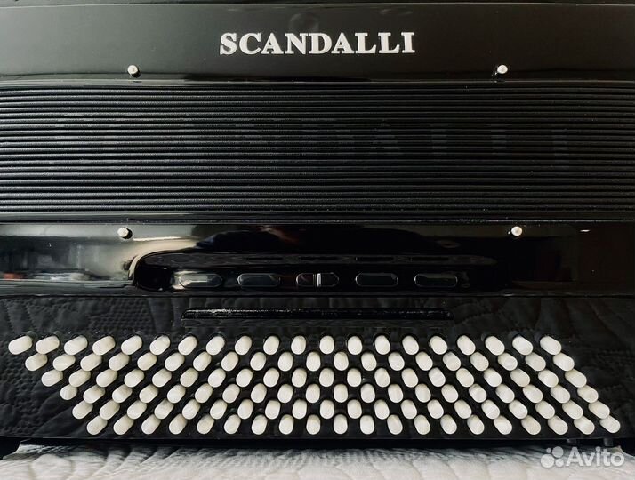 Баян Scandalli BJC 442 T