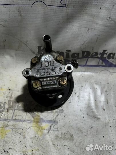 Насос гидроусилителя руля Volkswagen Golf 4 motion