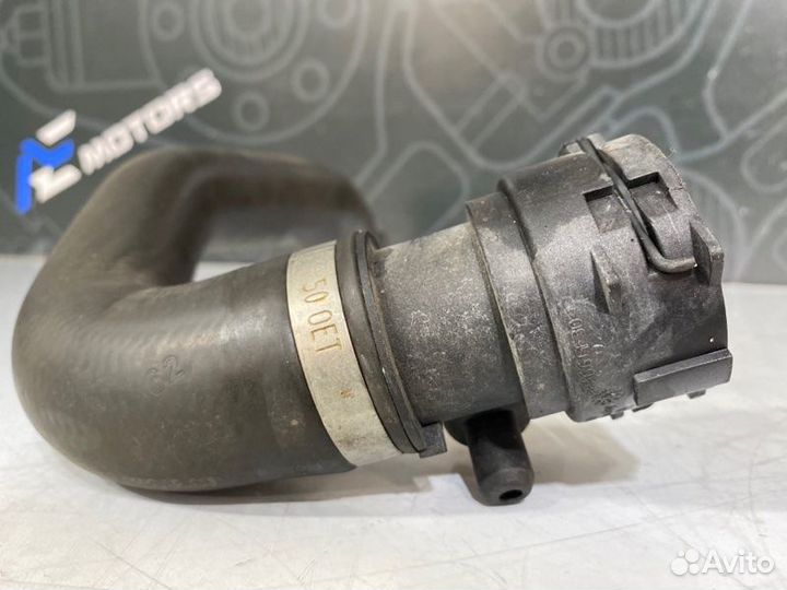 Шланг радиатора Audi A6 C6 BDW 2005