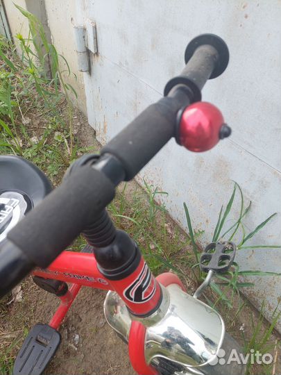 Детский трехколесный велосипед