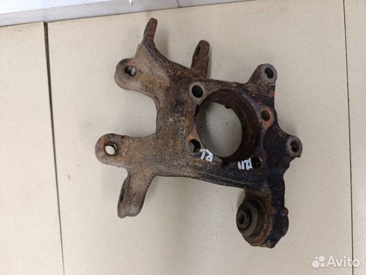 Б/У Б/У Кулак поворотный задний левый RL