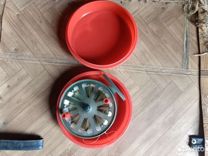 Катушка рыболовная СССР новая
