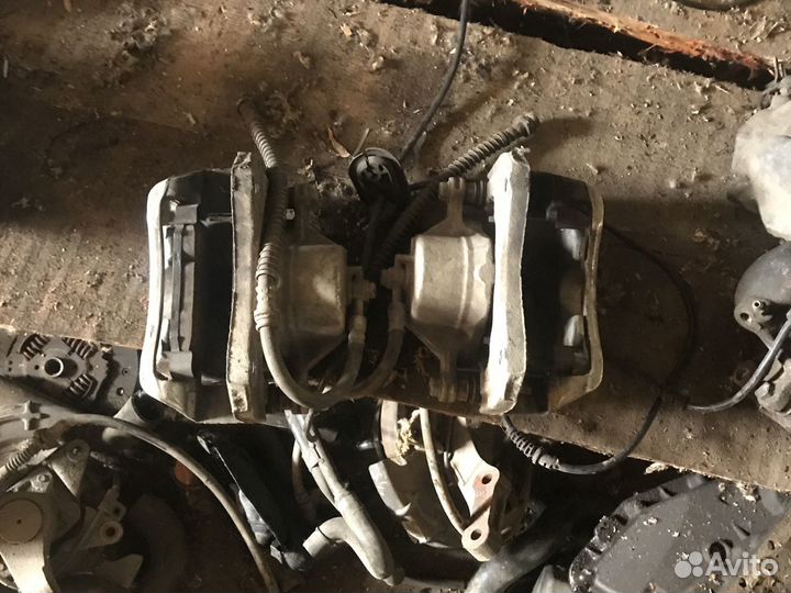 Передние тормозные суппорта хундай туксон