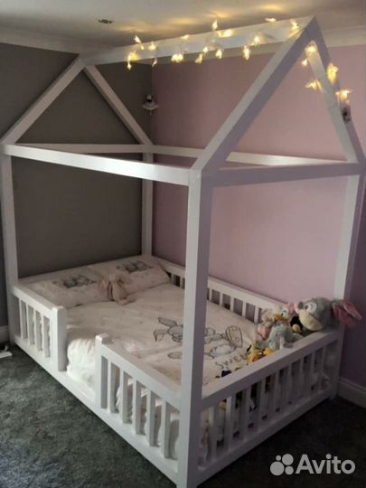 Детская кровать из бука Монтессори