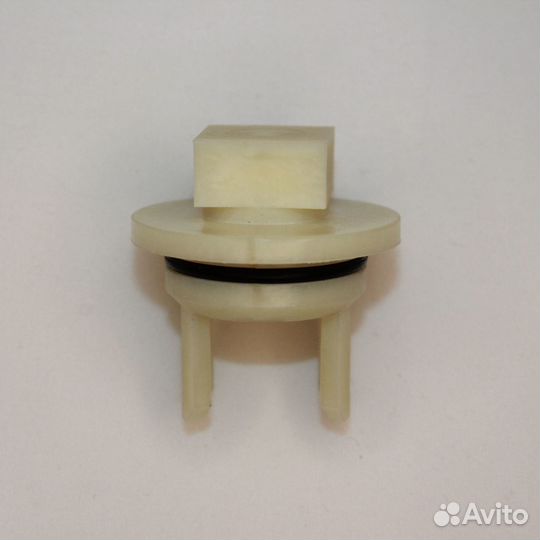 Втулка шнека мясорубки Bosch с отверстием по центр