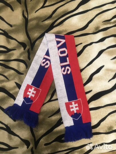 Футбольные шарфы,читайте описание