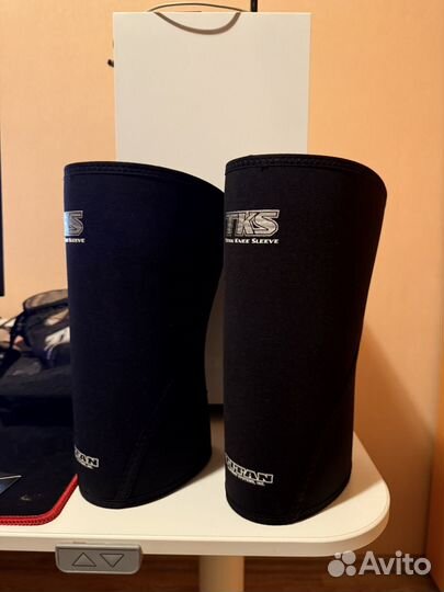 Наколенники Titan Knee Sleeve TKS