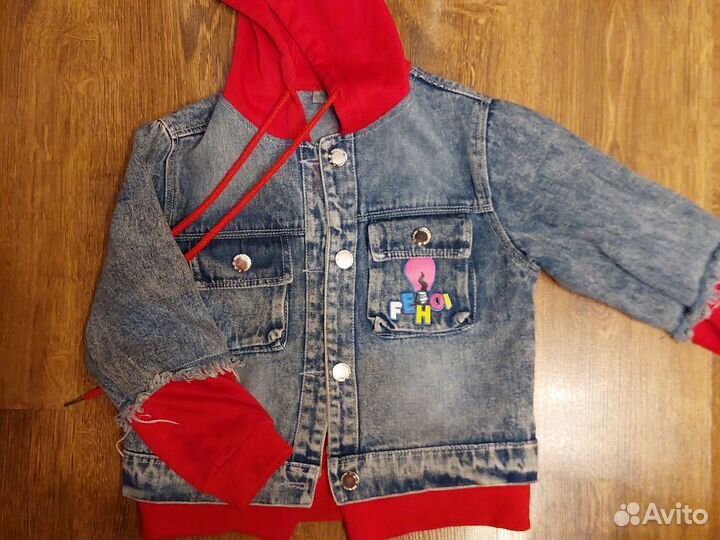 Джинсовая куртка