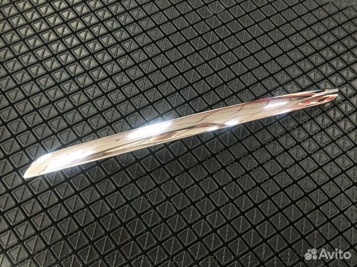 Молдинг переднего бампера Nissan Teana J32 2008+