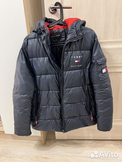 Tommy hilfiger пуховик