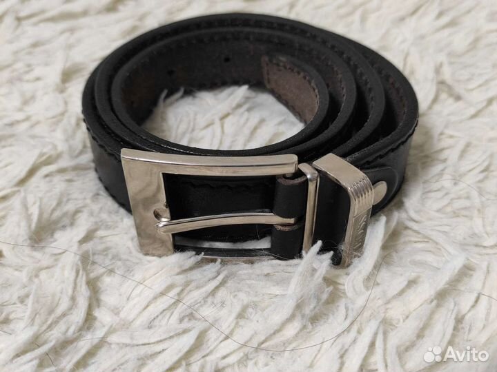 Мужской кожаный ремень узкий для классических брюк