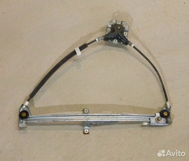 Стеклоподъемник передний правый Audi 80 B3