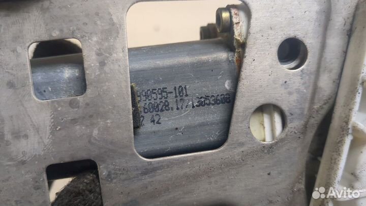 Стеклоподъемник электрический левый передний Mercedes S W220, 2003