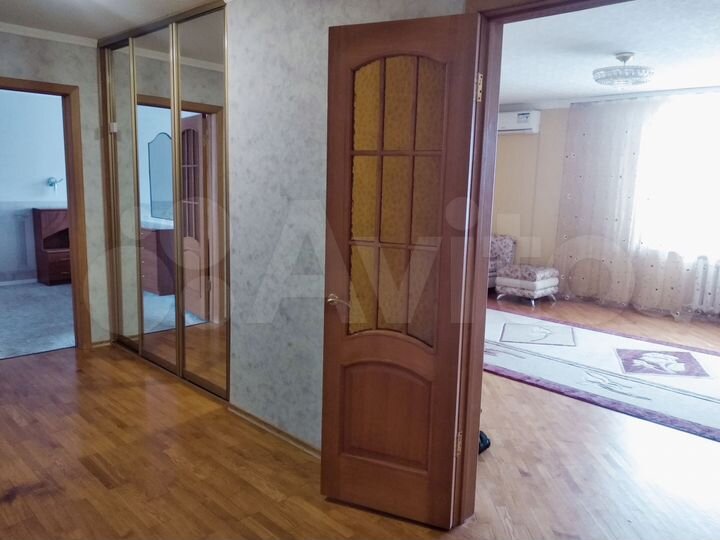 2-к. квартира, 72,6 м², 4/10 эт.