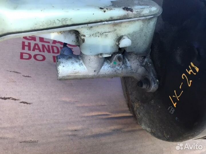 Главный тормозной цилиндр Honda Element YH2 K24A4