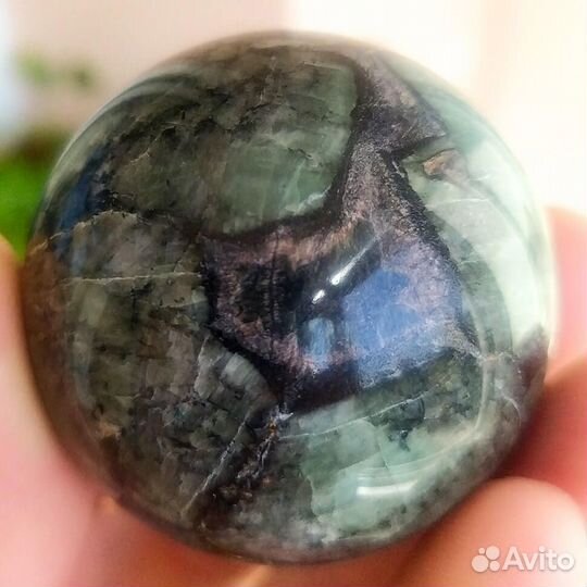 Шары из беломорита, эвдиалита, амазонита