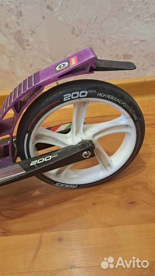 Складной самокат Roces 200