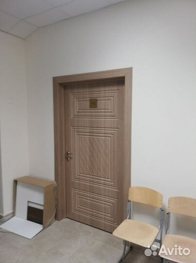 Скрытая дверь под отделку