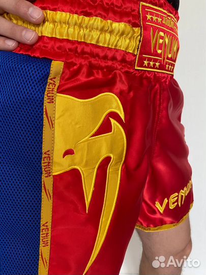 Тайские шорты Venum RED