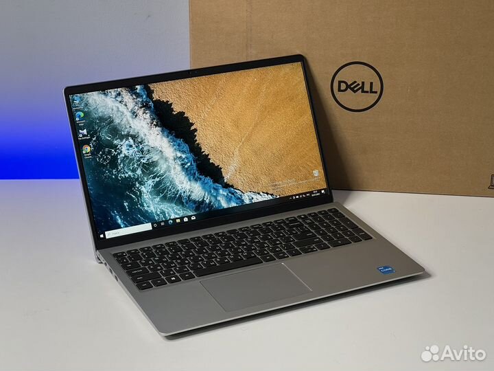 Шустрый ноутбук IPS 8G озу SSD256g Core i3 11th