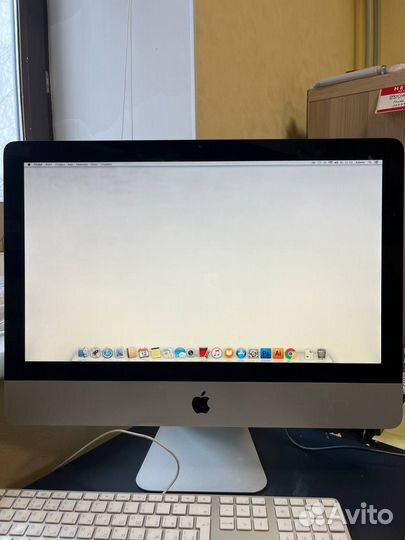 Apple iMac 21.5, конец 2009