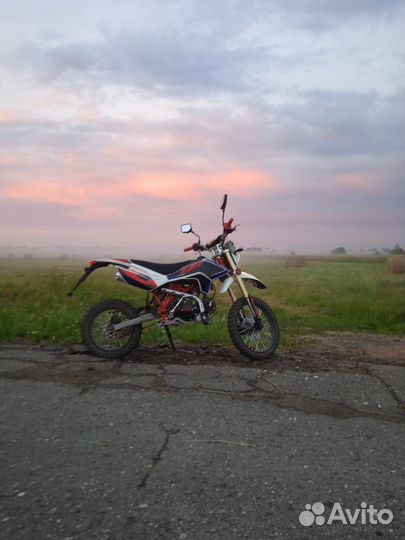 Продам питбайк