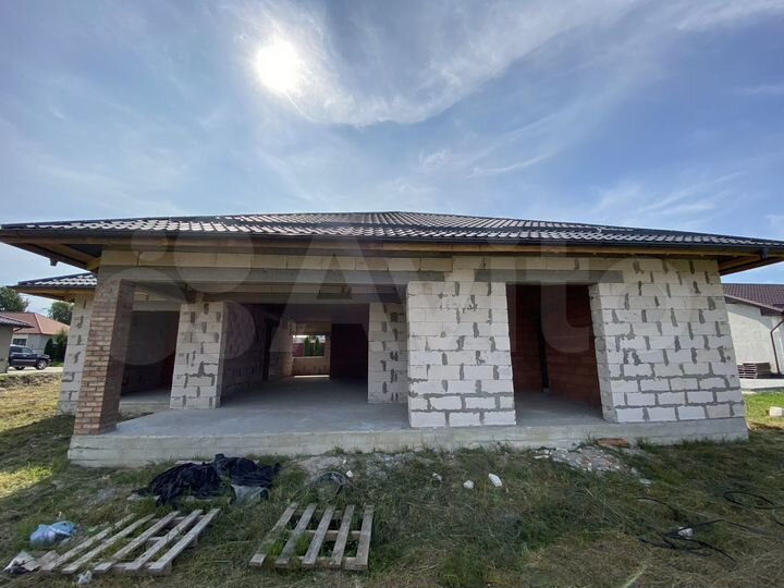 Дом 180 м² на участке 10 сот.