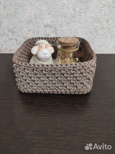 Корзинка ручной работы