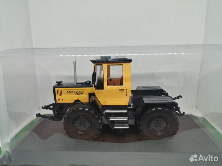 Модель Колёсный трактор Unimog MB Trac 1100
