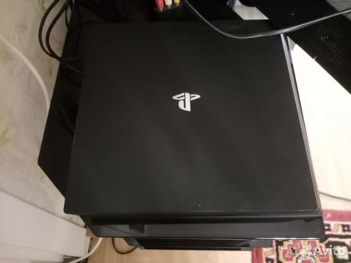 Sony playstation 4 pro 1tb