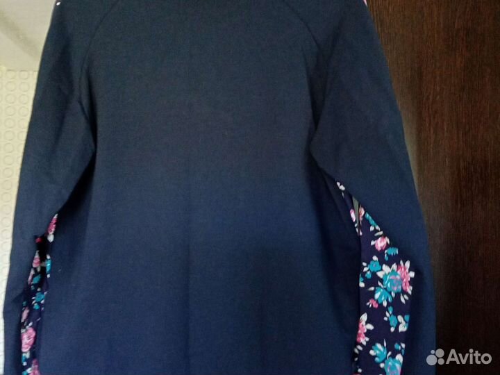 Спортивная куртка