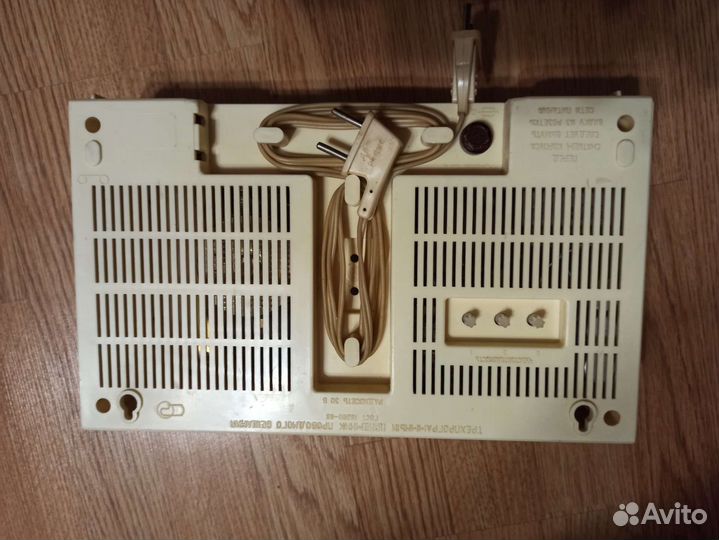 Радиоприёмник / громкоговоритель / проводное радио