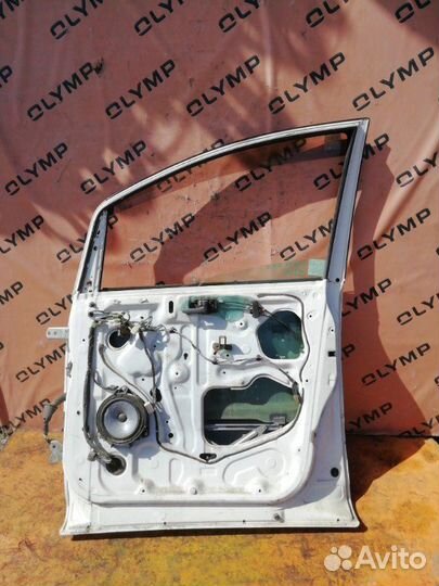 Дверь передняя правая Toyota Estima ACR30 2AZ-FE